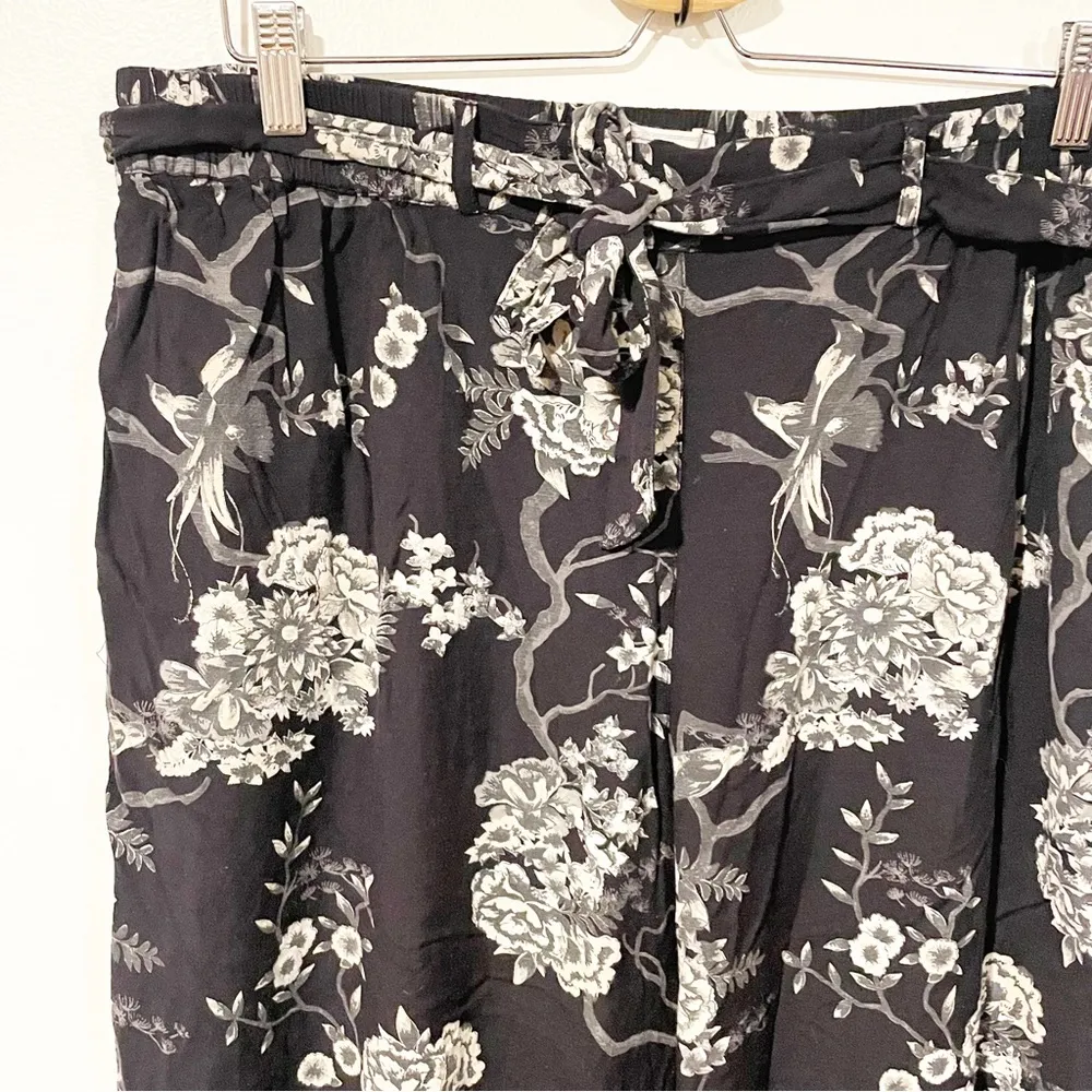 Fat Face Plus Size 14 Black Floral Tie Waist Wide Leg Flowy Pants Career - Image 2