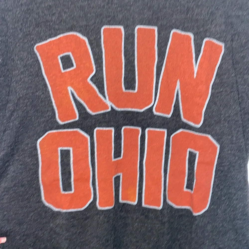 Graphic tee for all the Ohio runners! Gray - Image 2