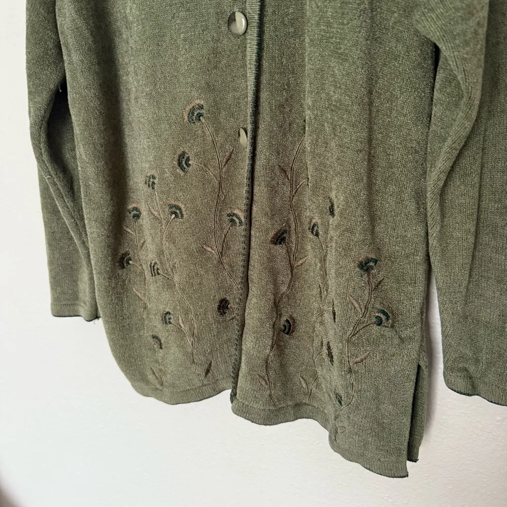 Y2K Grandma Core Embellished Sweater Vintage Inspired Cozy Knit Green Size undefined - Image 3