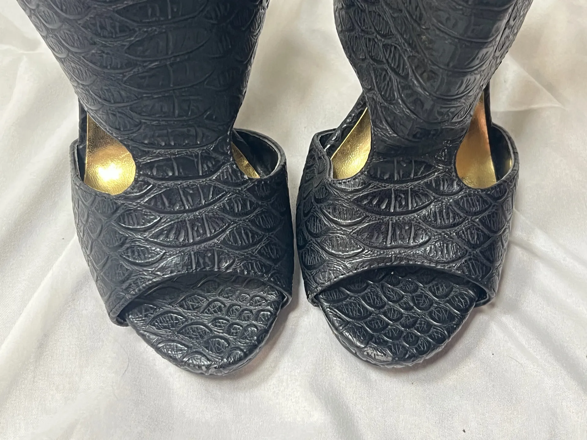 Bebe Trisha Black Reptile Print Spiked Double Buckle 5” Stilettos Size 7 - Image 3