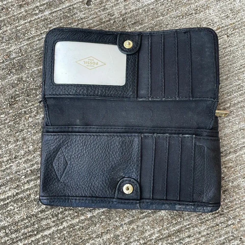 Fossil Black Bifold Leather Vintage Wallet Zippered - Image 2