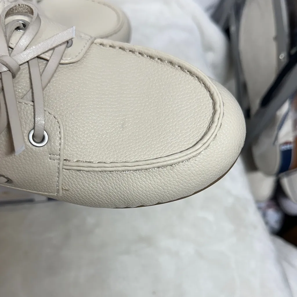 Universal Thread Women's Cream Loafers - Image 7