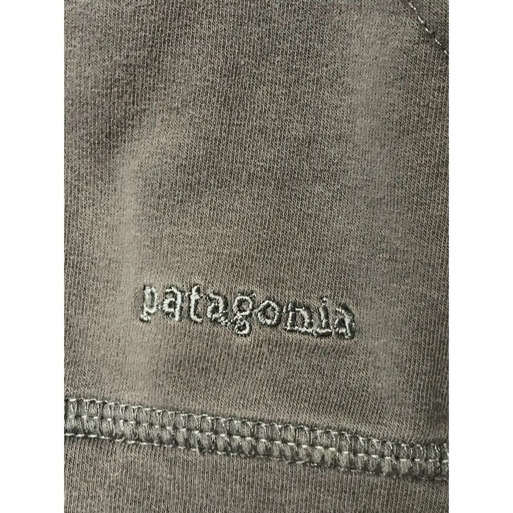 Patagonia Organic Cotton Hooded Pullover Logo Pocket Sweatshirt - Blue / Medium - Image 2