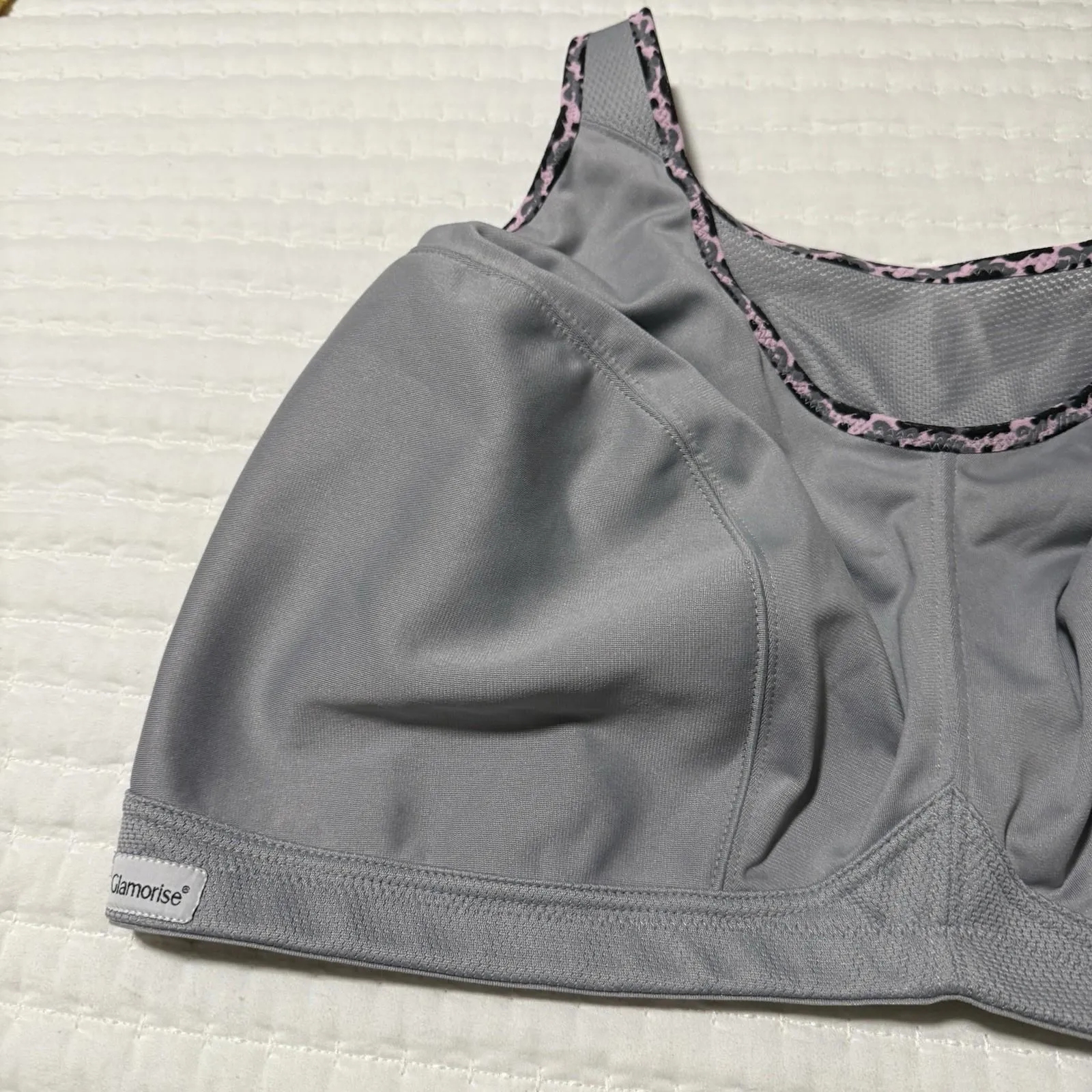 Glamorise 50F Sports Bra Gray Full Figure No Bounce Camisole Wireless 1066 Size undefined - Image 2