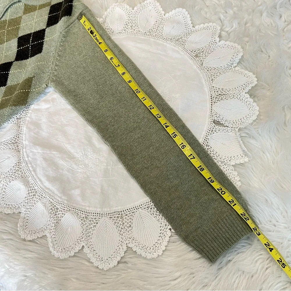 Van Heusen Lambswool Button Front Argyle Cardigan Sweater Women’s Small Academia - Image 7