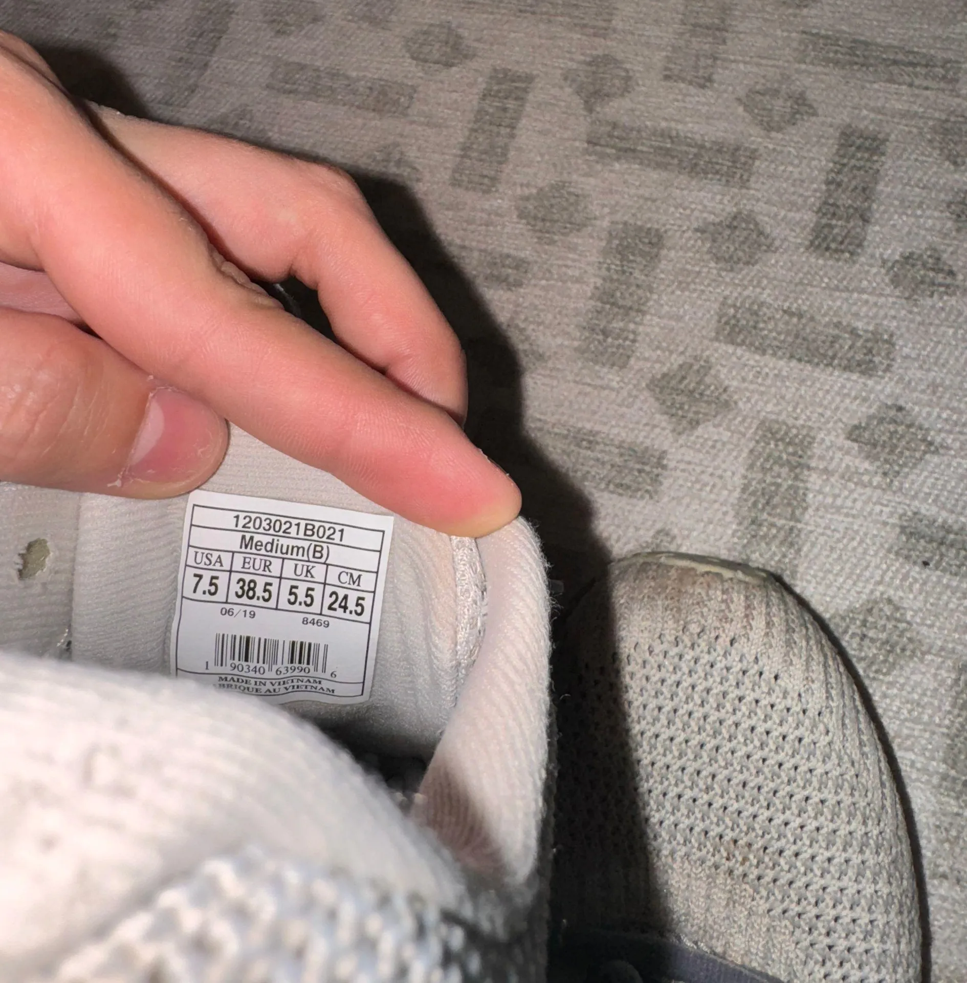 Running Shoes - Image 5