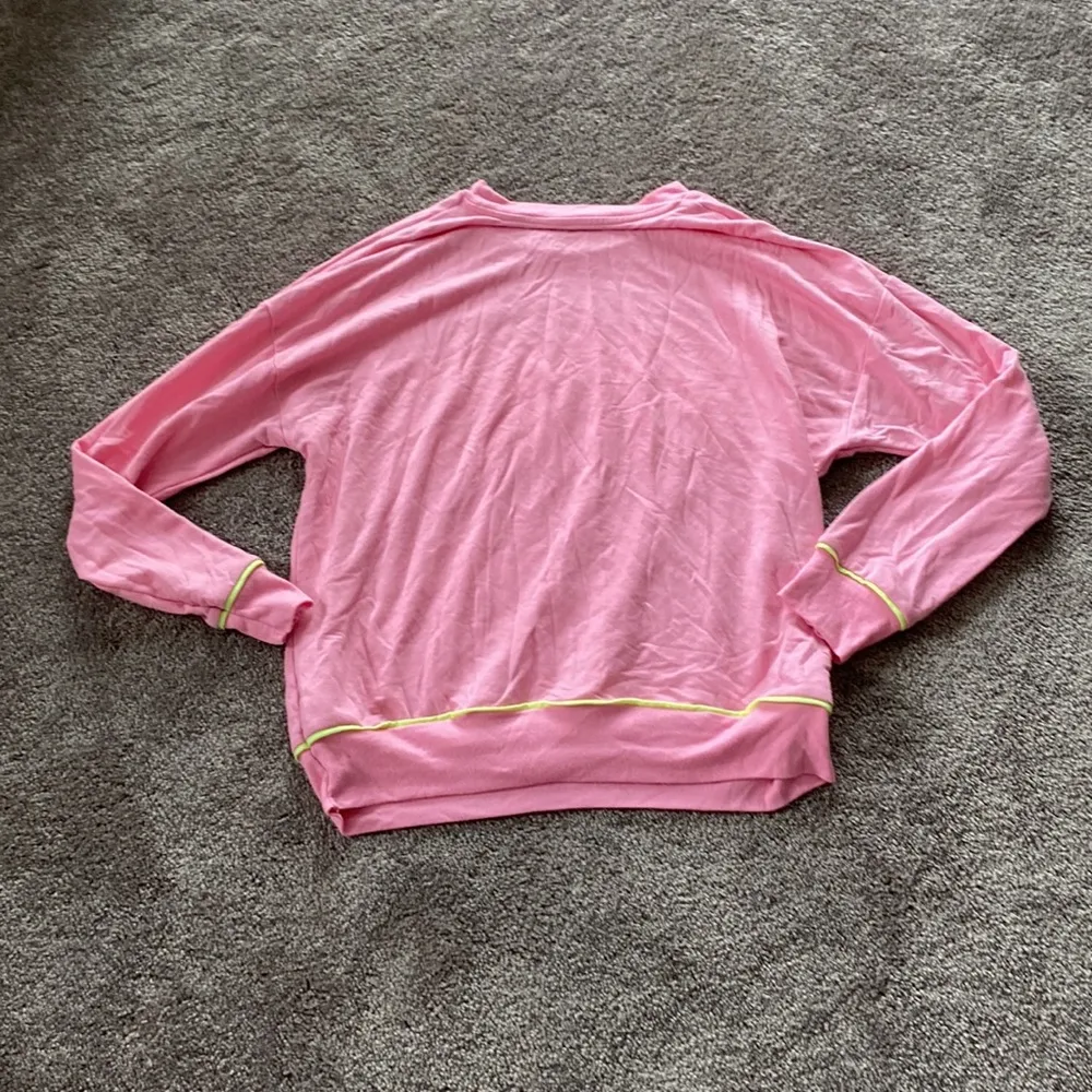Friends Pink Long Sleeve Top SIZE XS - Image 6