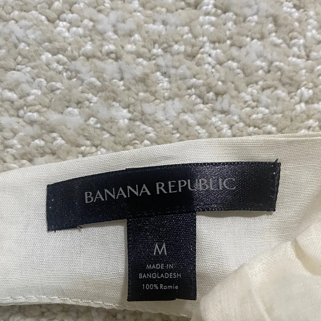 Banana Republic Light Beige Puff Sleeve Dress - Image 8