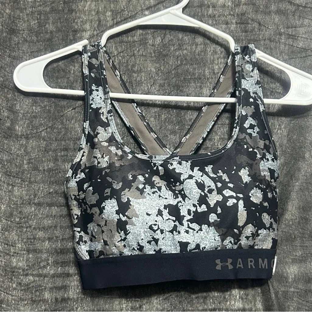 Under Armour Compression Sports Bra Gray Black Camo Medium(A232) - Image 2