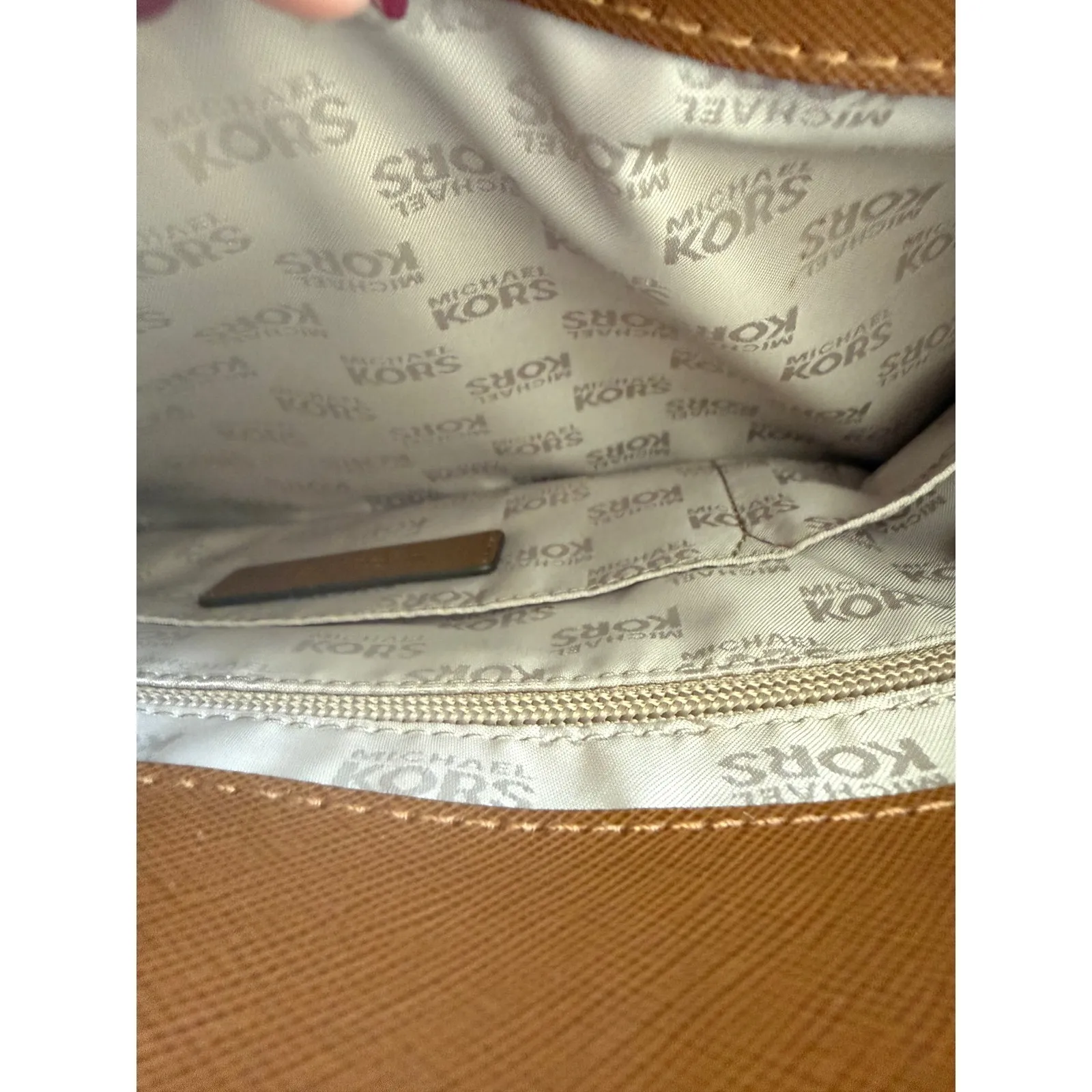 Michael Kors Jet Set Item Nylon Medium Pocket Multifunction Tote Bag in Fuchsia - Image 7