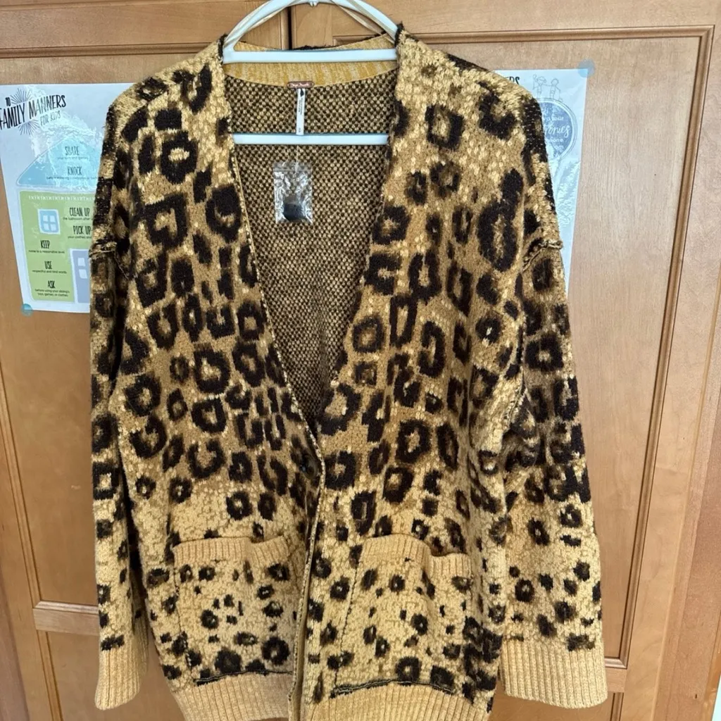 Free People New  State Side
Cardigan Size Small NWOT - Image 5