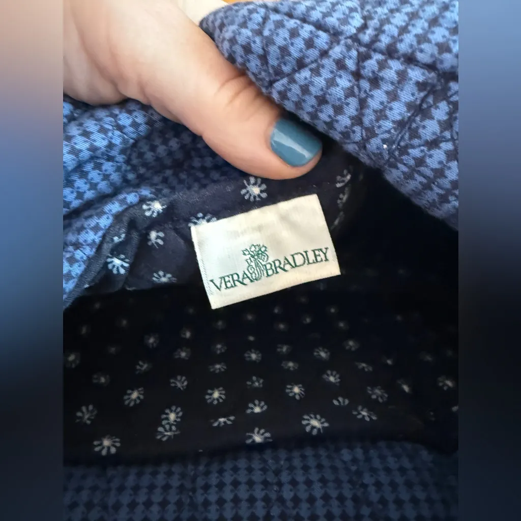 VERA BRADLEY Seaport Navy Paisley Tote Bag Vintage Quilted Cotton ￼￼ - Image 3