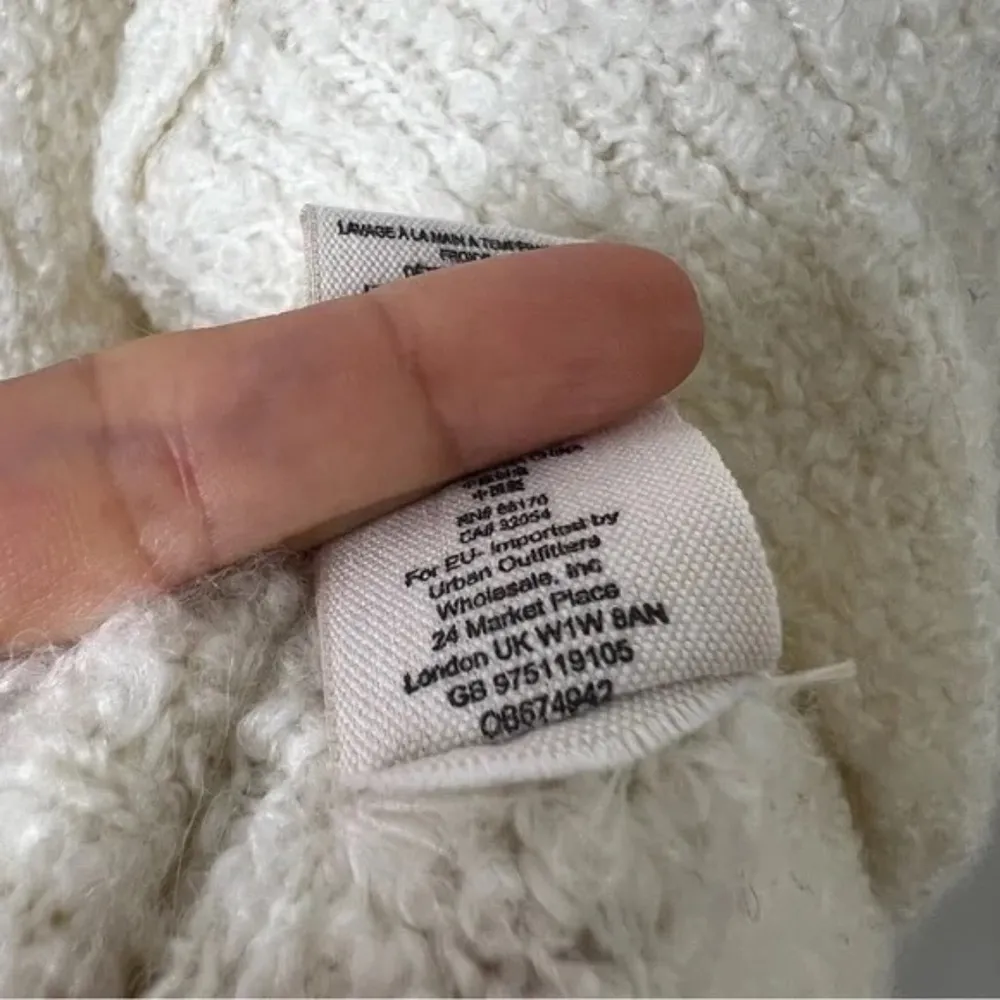 Slouchy Cream Boucle Sweater - Image 4