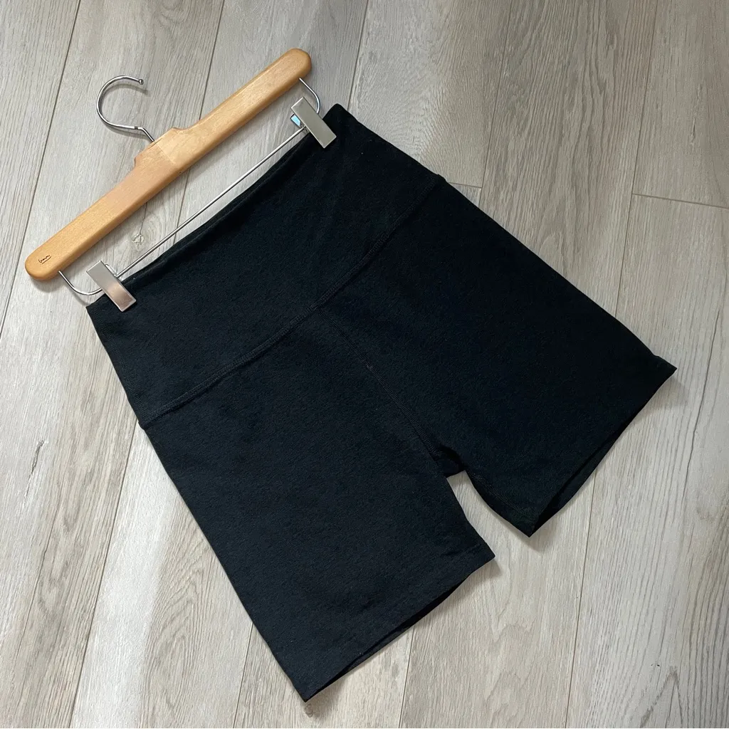 Beyond Yoga Shorts spacedye 5" keep pace womens Gray (large) workout activewear - Image 2