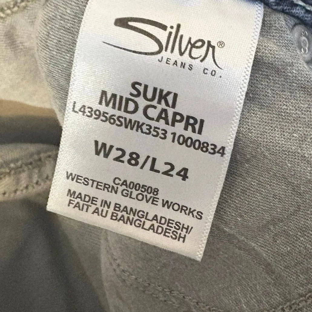 Silver Joga‎ Suki Mid Capris Size 28 - Image 10