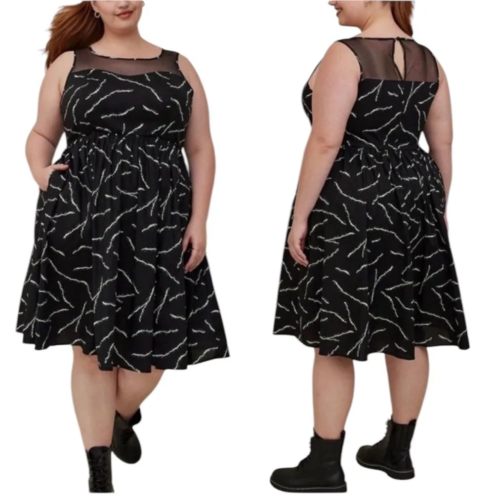 TORRID 4D UNIVERSAL MONSTERS STITCHES BLACK FRANKENSTEIN MESH DRESS 5 - Image 3
