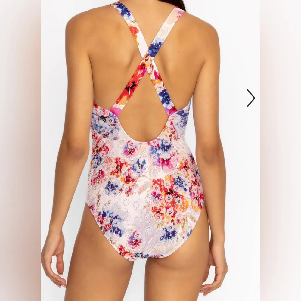 Johnny Was SUMMER DAYS EYELET CROSSBACK ONE PIECE Size S NWT - Image 9