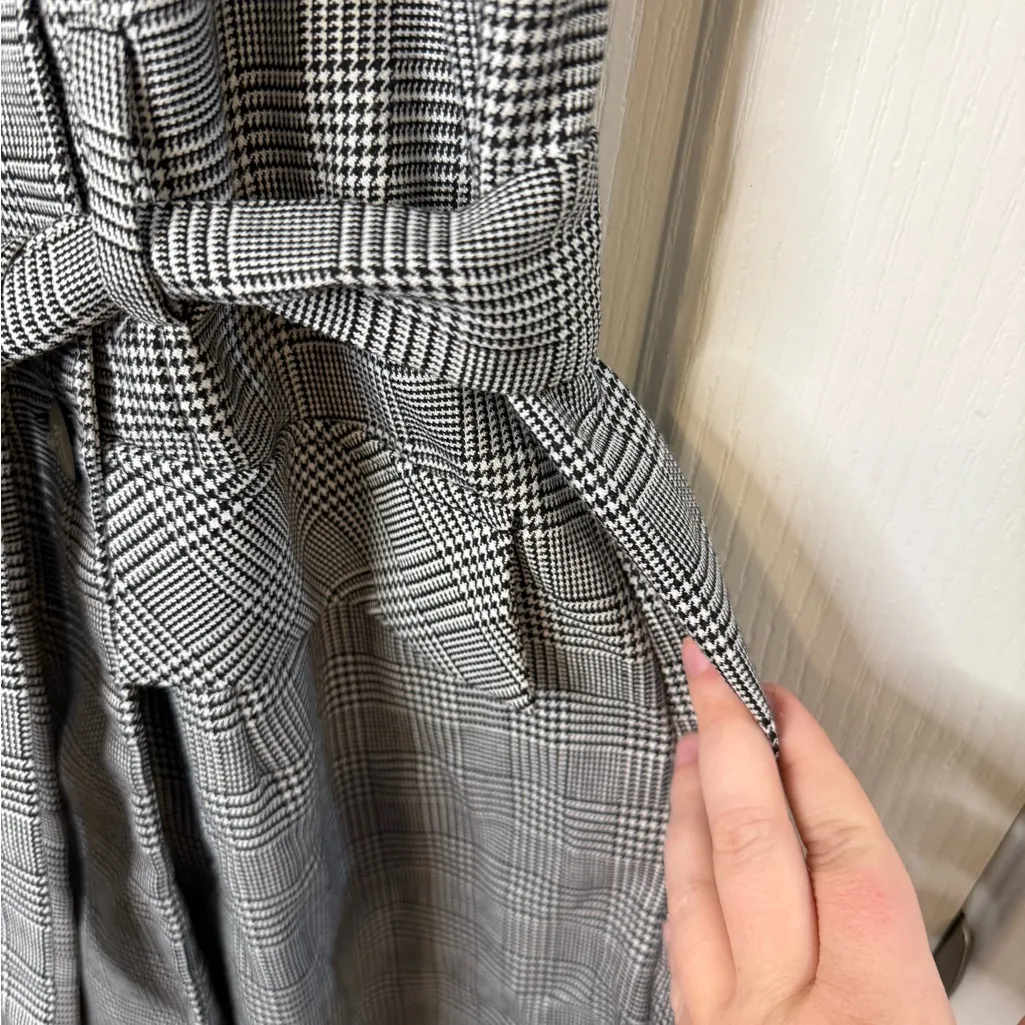 Vintage Plaid Sleeveless Dress with Belt - Image 4