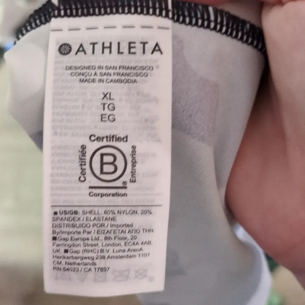 Athleta Green Point Break Rash guard Size XL - Image 8