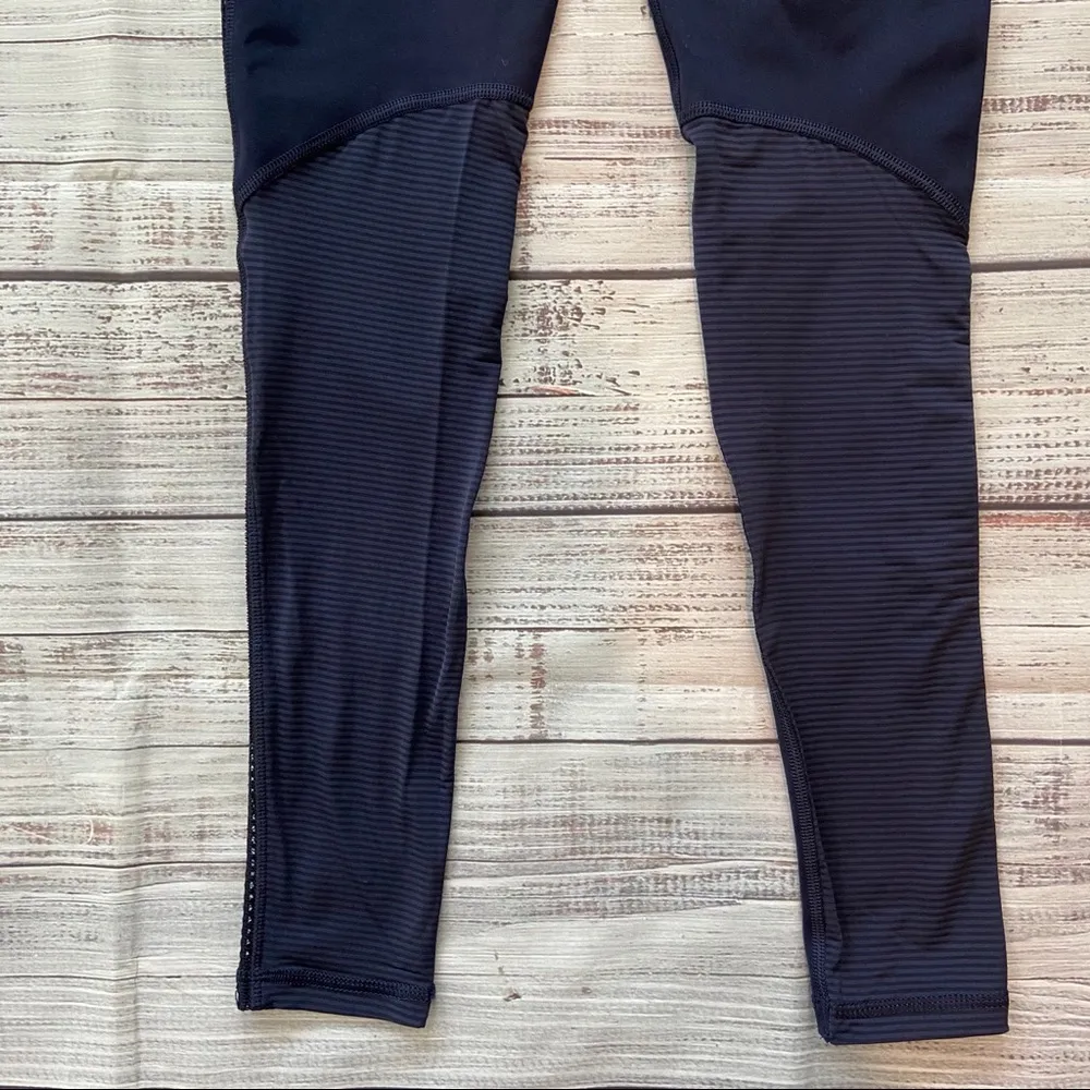Victoria’s Secret VSX Sport Knockout Leggings.  Size XSmall. EUC - Image 12