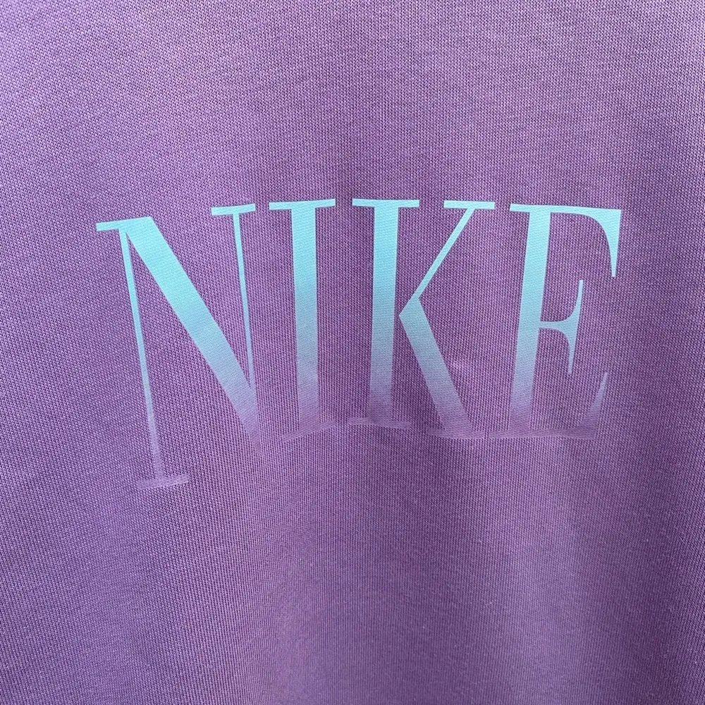 New Nike Dri-Fit Get Fit Logo Graphic Oversized Training Pullover Sweatshirt - Image 3