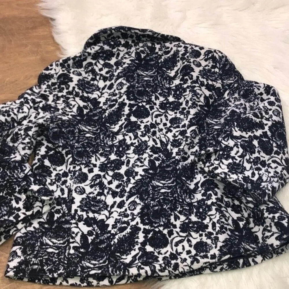 Talbots size 4 embroidered floral cape jacket - Image 8