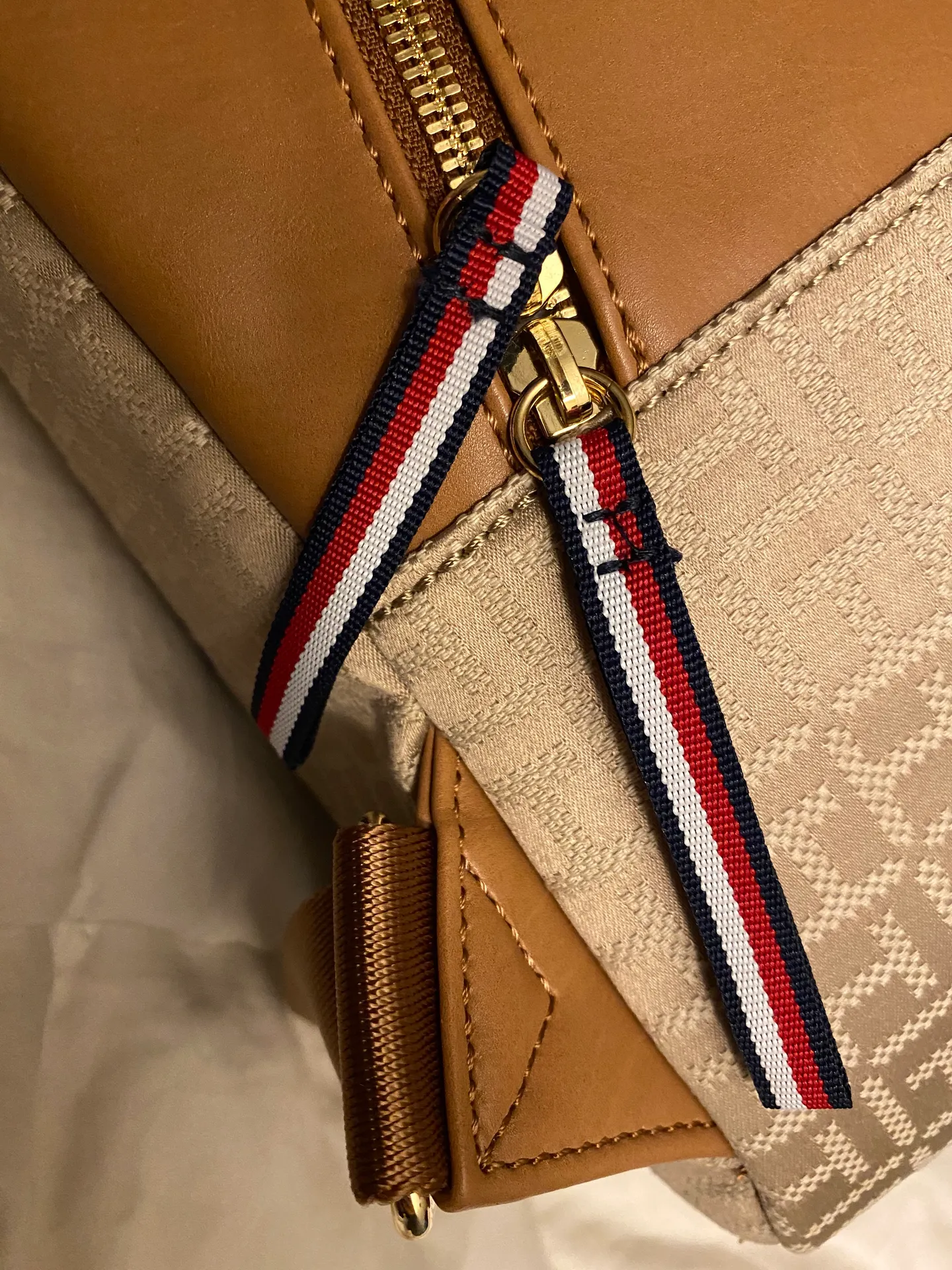 Tommy Hilfiger Backpack - Image 6