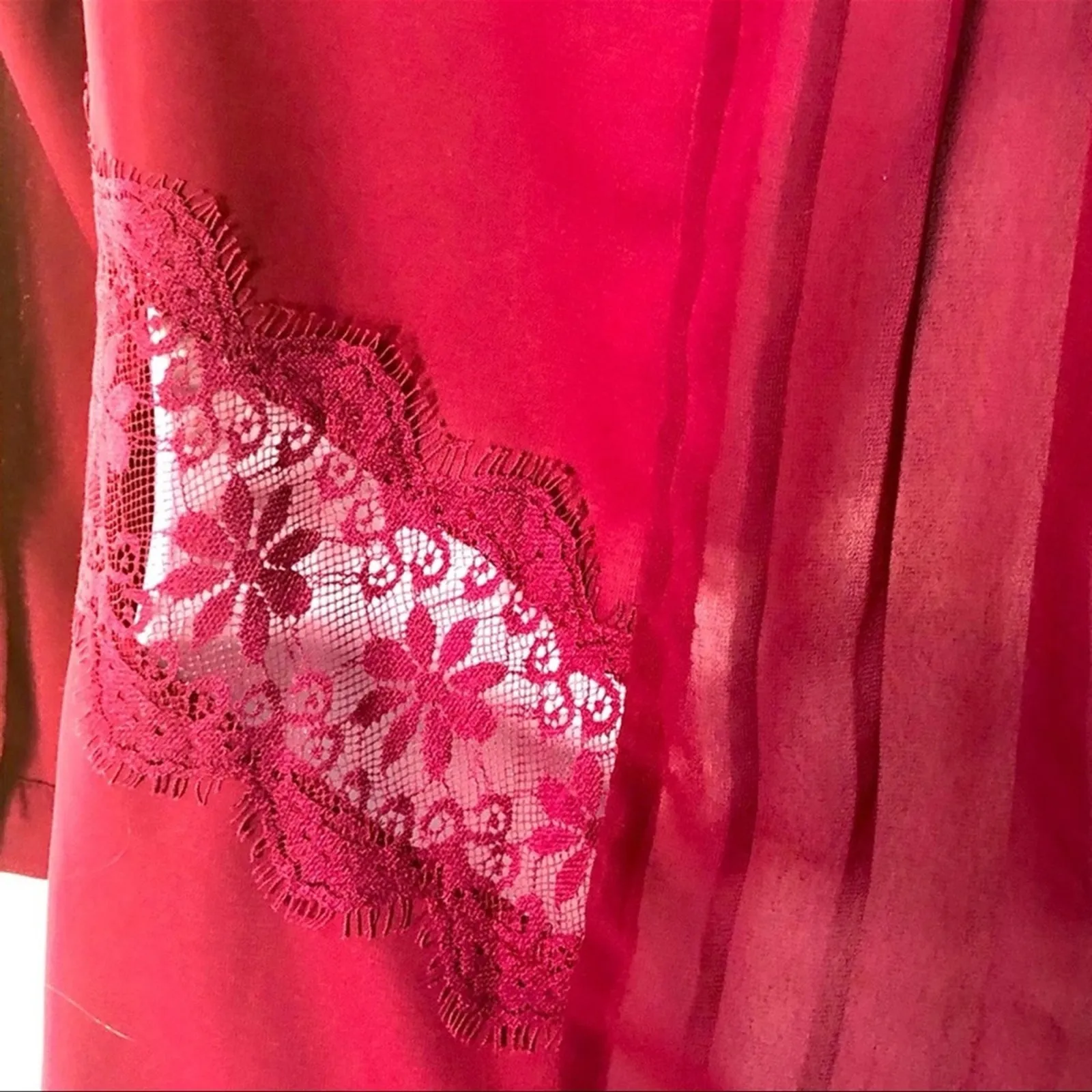 American Eagle Semi Sheer Burgundy Lace Blouse Medium 3/4 Sleeve Business Casual - Image 12