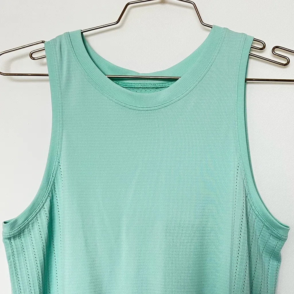 Lululemon Train To Be Tank Top Size 6 Wild Mint Green Relaxed Fit Waist Length - Image 6