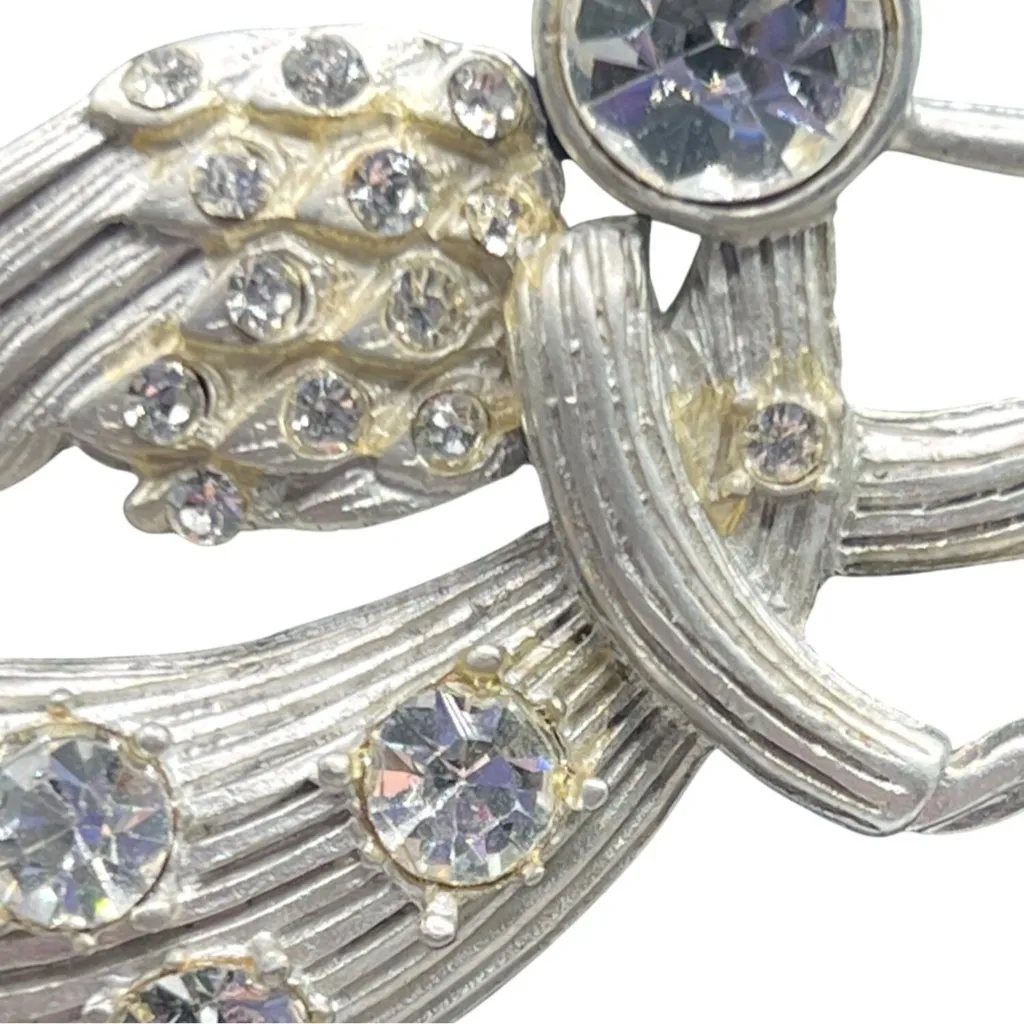 Vintage Angel Pin Brooch Trumpet Rhinestones Silver Tone By Silver Starr - Image 4