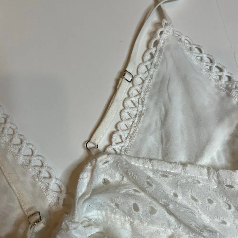 White Eyelet Tie Back Tank Top SZ S V Neck Pretty Country Festival Cottagecore - Image 5