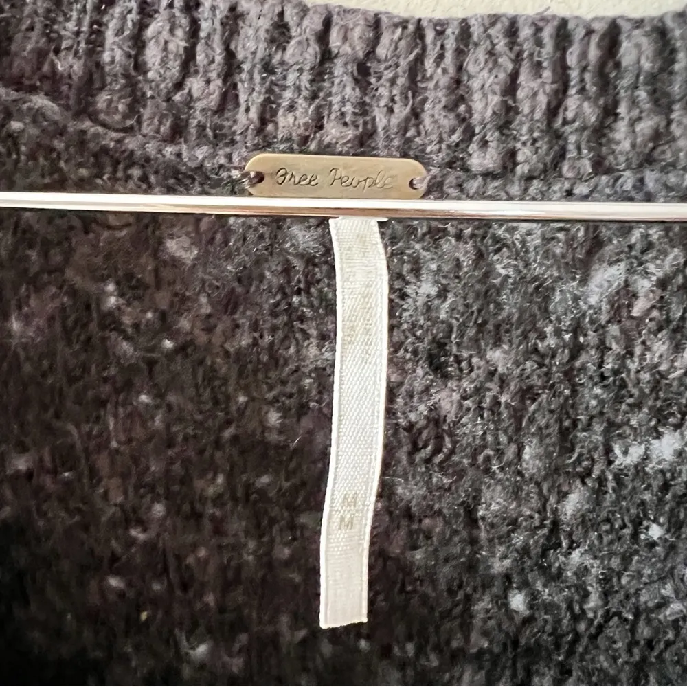 Free People Charcoal Gray Cotton/Wool Blend Pullover Sweater Size Medium - Image 4