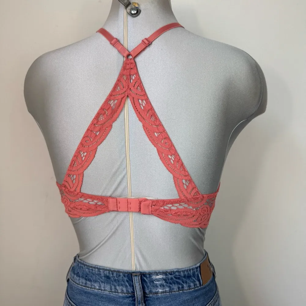 VS Pink ROSEY LACE PADDED PUSH UP BRALETTE HIGH NECK HALTER NECK BRA Size Small - Image 4