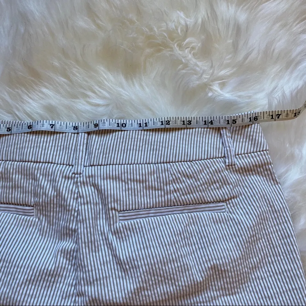 Lila Rose Pinstriped Long Shorts Size 8 - Image 6