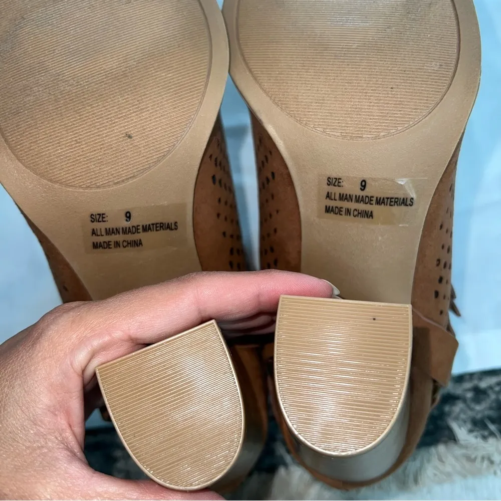 ALTER’D State camel Cade booties stacked heel size 9 - Image 7