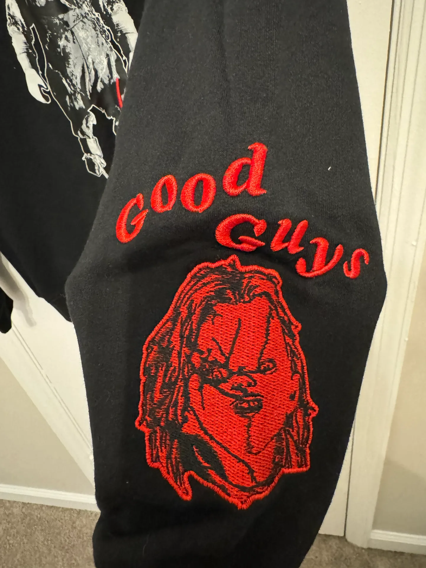 Chucky Sweatshirt Size Small Black - Image 5