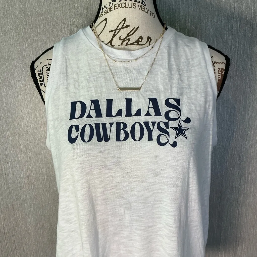 NFL Women's White Tank Top Size Medium - Image 9