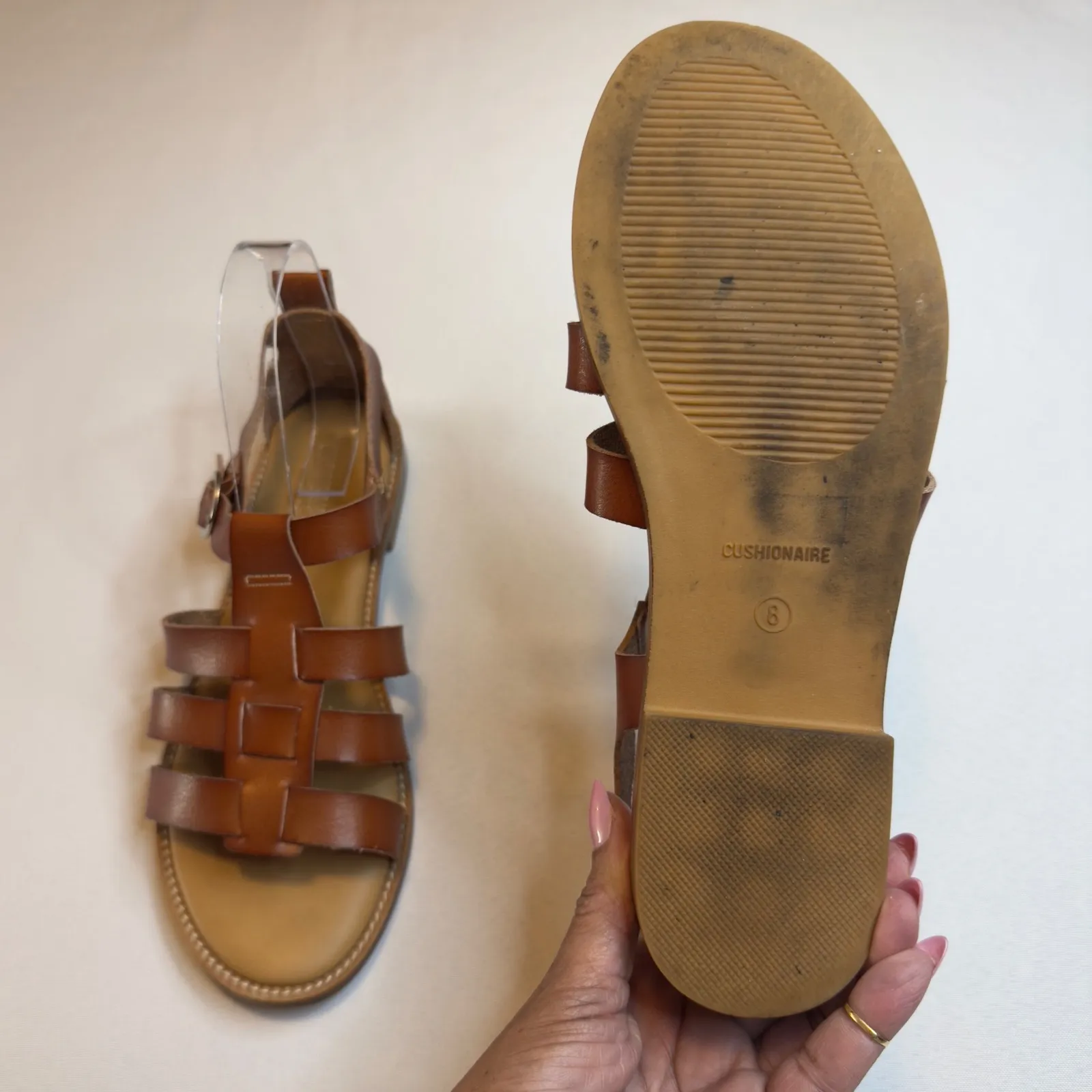 Cushionaire Brown Leather Strappy Gladiator Sandals Flat Buckle Sz 8 Memory Foam - Image 8