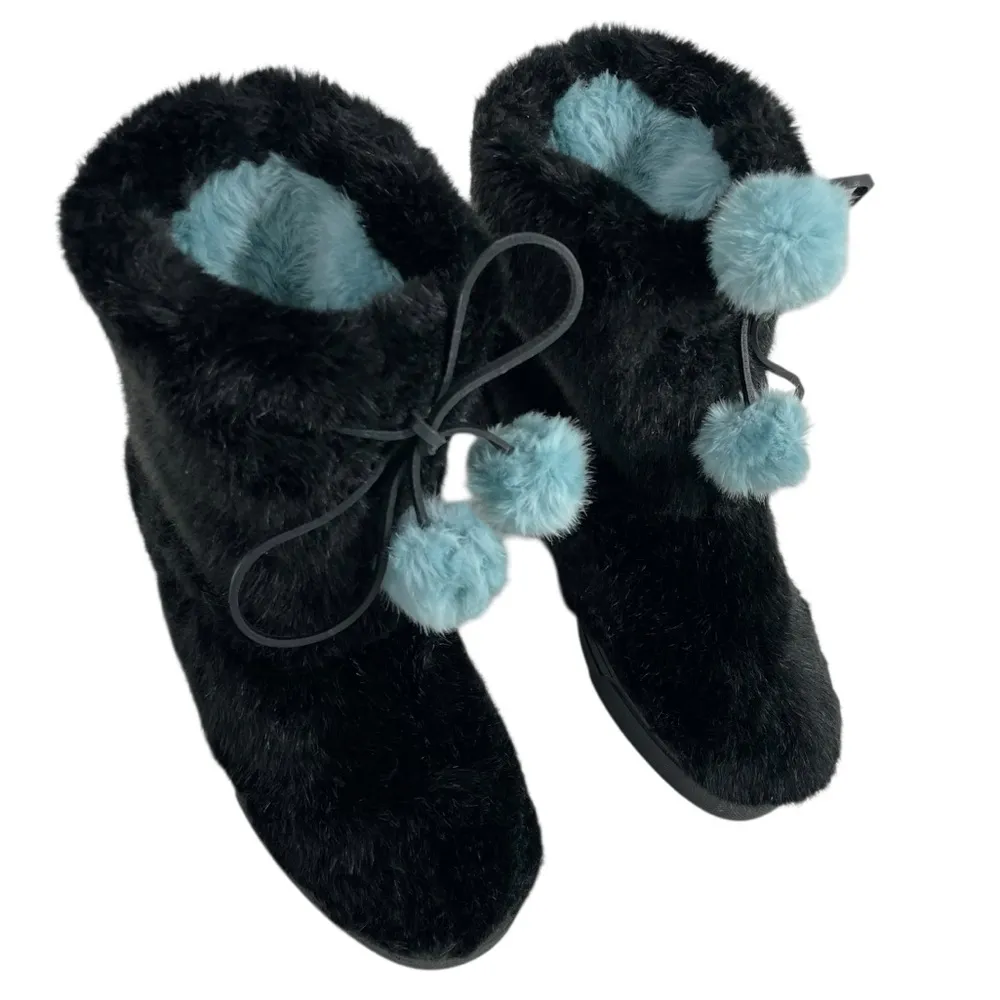 FRANCES VALENTINE Samantha Boots Black Faux Fur with Blue Pom Pom Size 8 Booties - Image 4