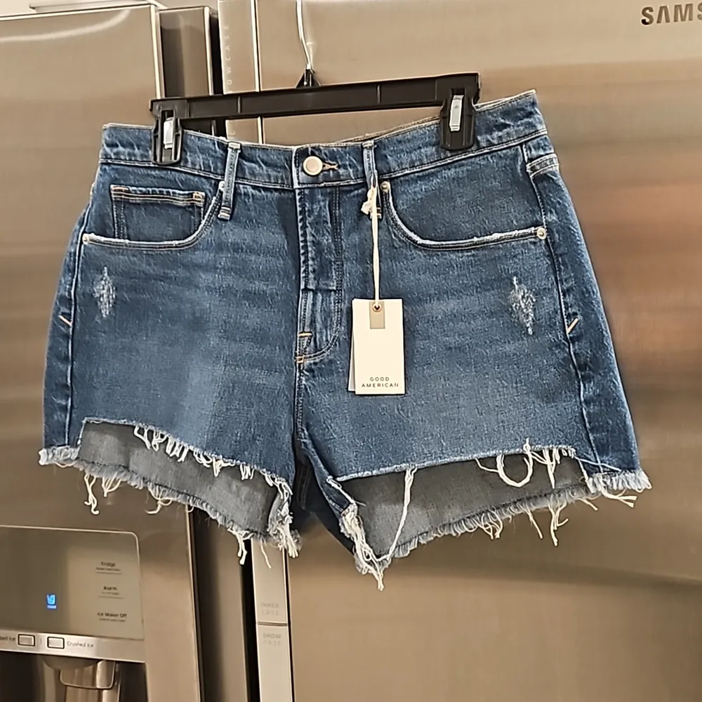 💕GOOD AMERICAN💕 Good '90s Cutoff Denim Shorts ~ High Rise Blue 645 8/29 NWT - Image 6