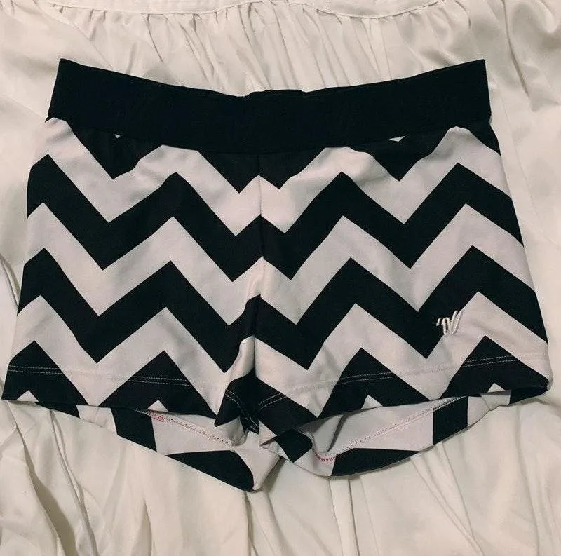 Chevron Spandex Shorts Black - Image 2