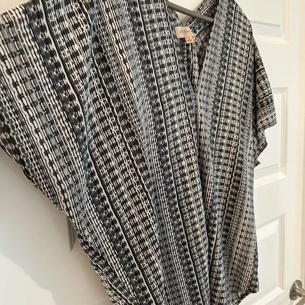 Philosophy Dolman Sleeve Blouse Gray Cream Size M - Image 4