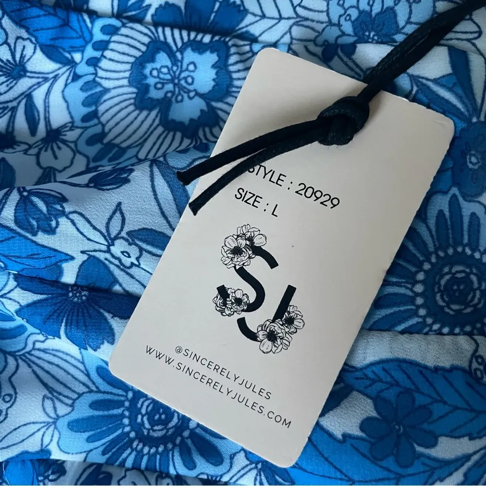 NWT Women’s Sincerely Jules Blue Floral Dress Size L Size L - Image 6