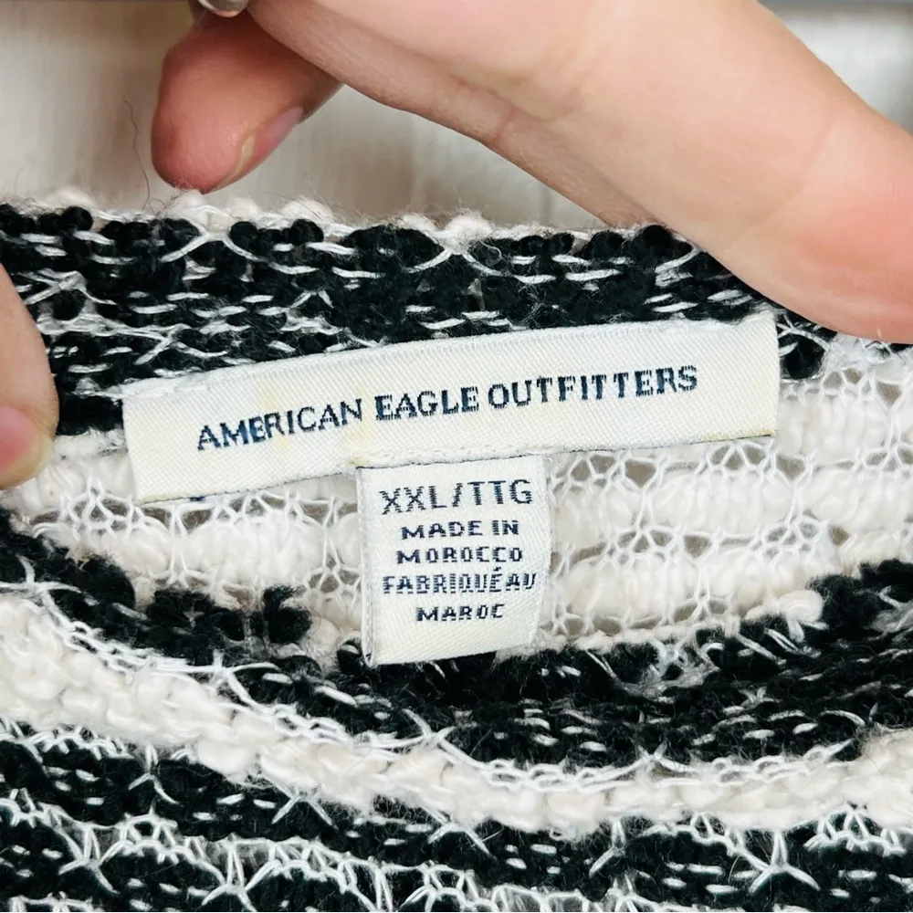 Feather Light Crew Sweater Black White Stripe Size XXL - Image 7