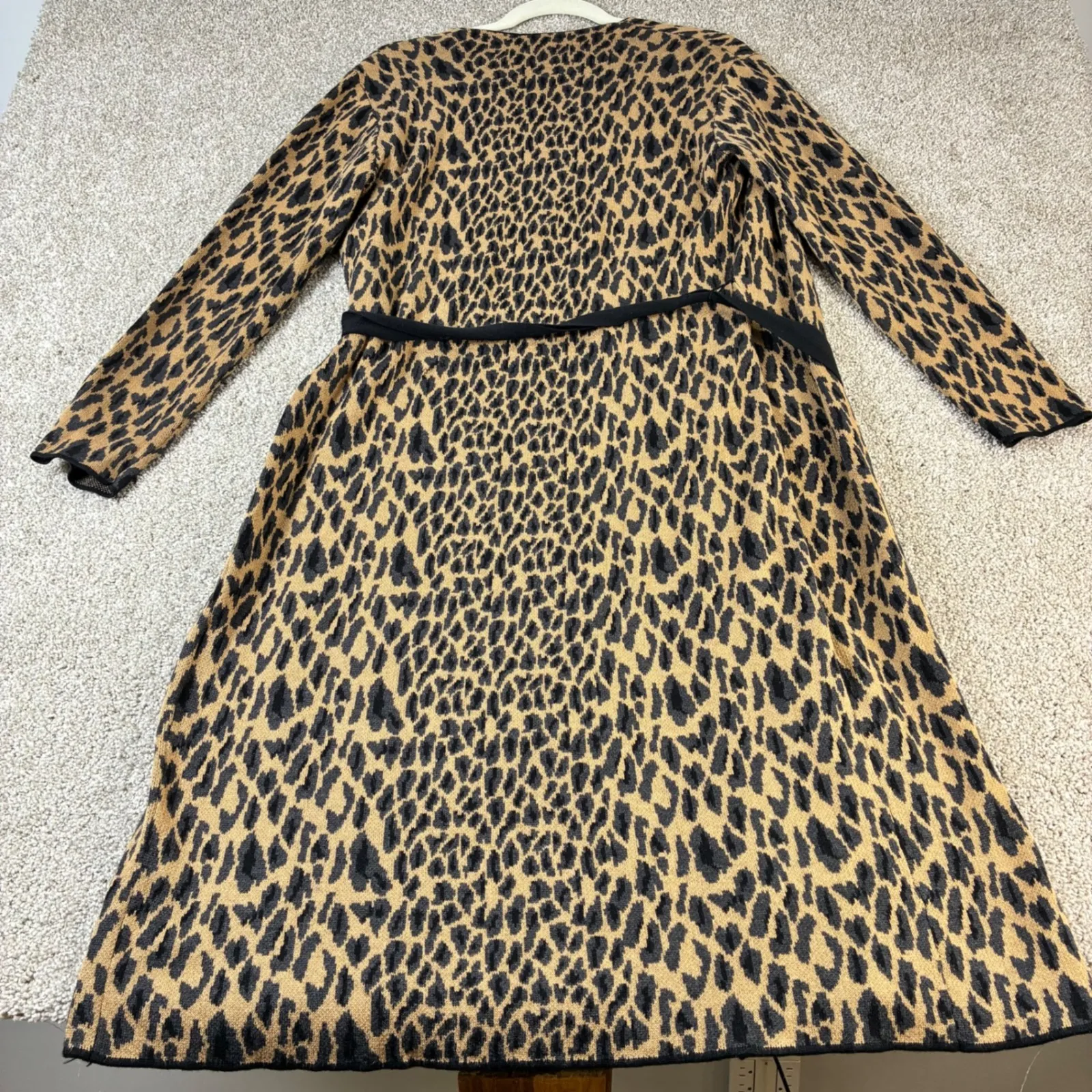 NWT Anne Klein Cardigan Leopard Print Knit Long‎ Sleeve Belted Midi Womens M - Image 2