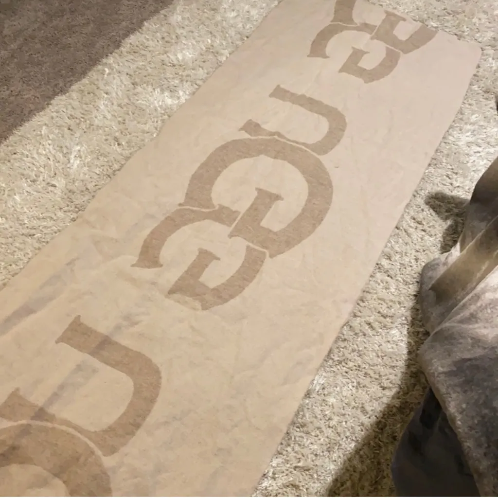 UGG Scarf W Woven Ugg Logo Scarf Beige Large Wrap - Image 7