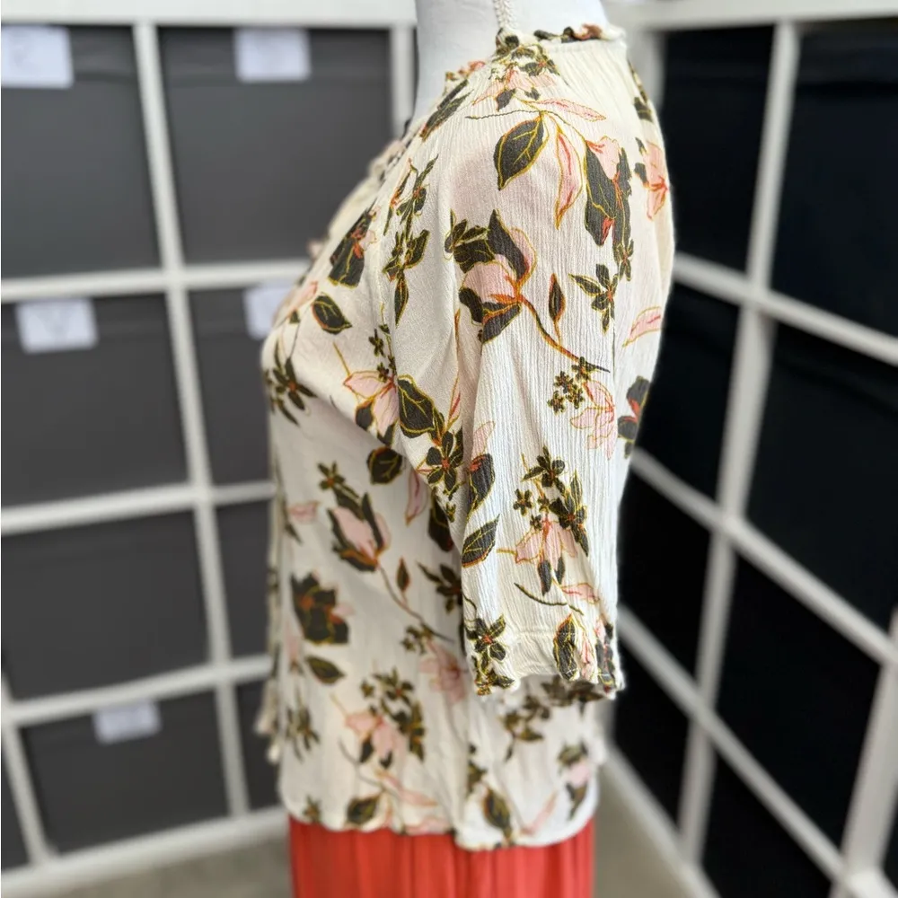 Studio B by Bobeau Floral Print Button Front Ruffled Crepe Women's Top - Image 2