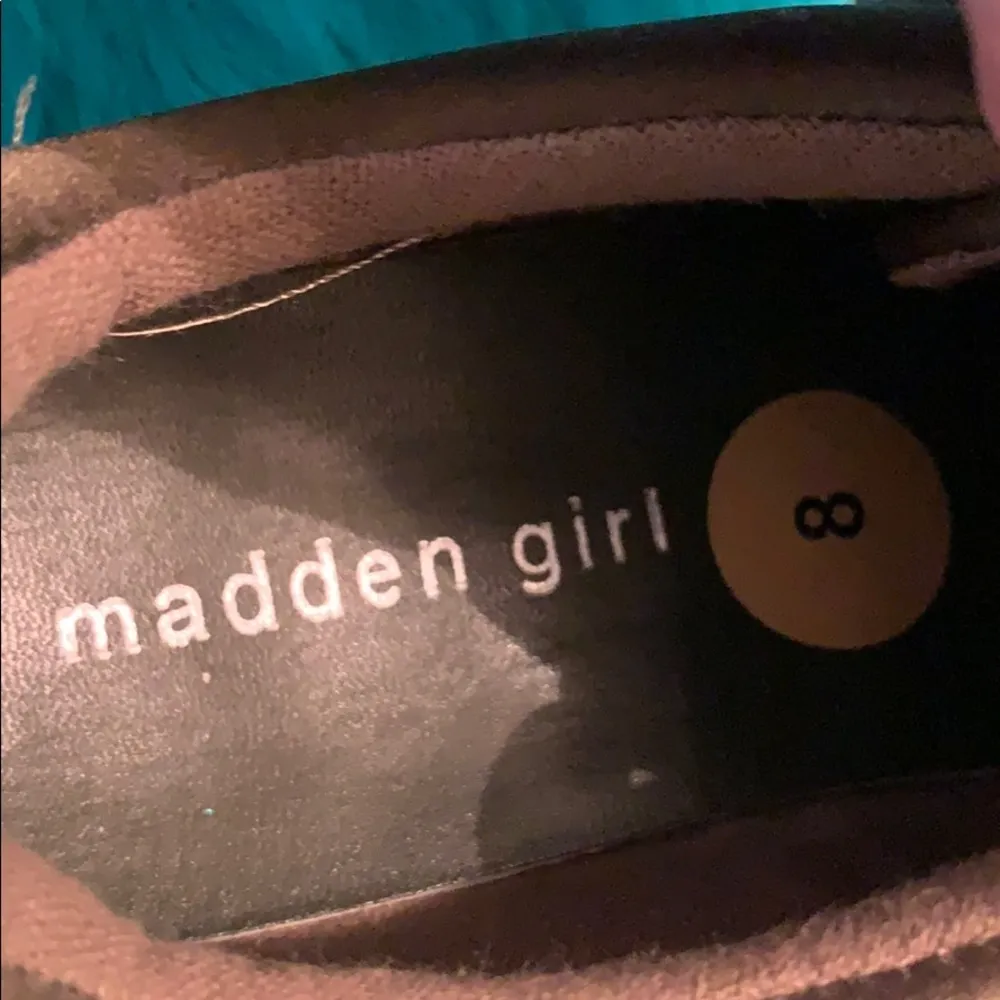 Madden Girl NWOT satin band slip on ribbon shoes - Image 4