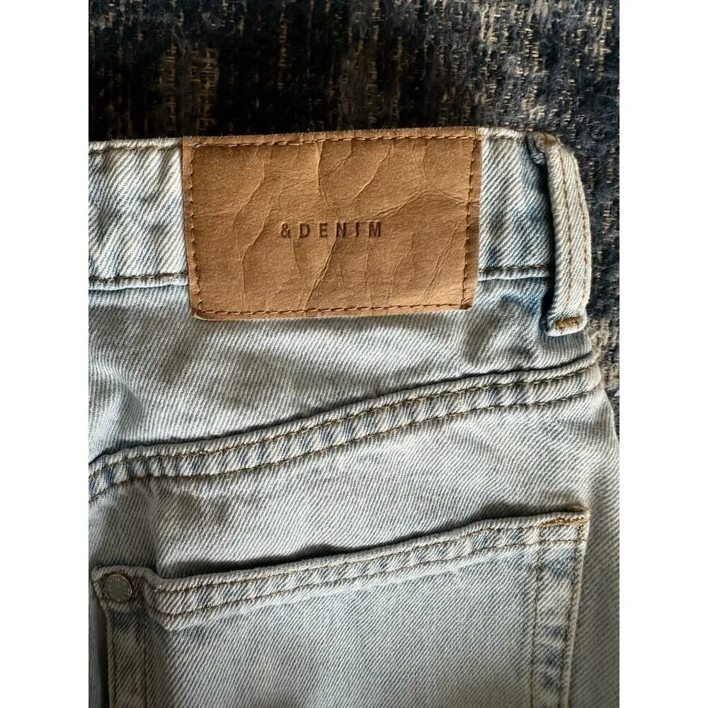 H&M &Denim 90’s Straight Ultra High Waist Jeans Wide Leg Light Distressed Size 2 - Image 3
