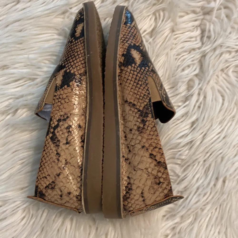 SARTO SHOES size 8M leather color tan and black brand new see all photos - Image 7